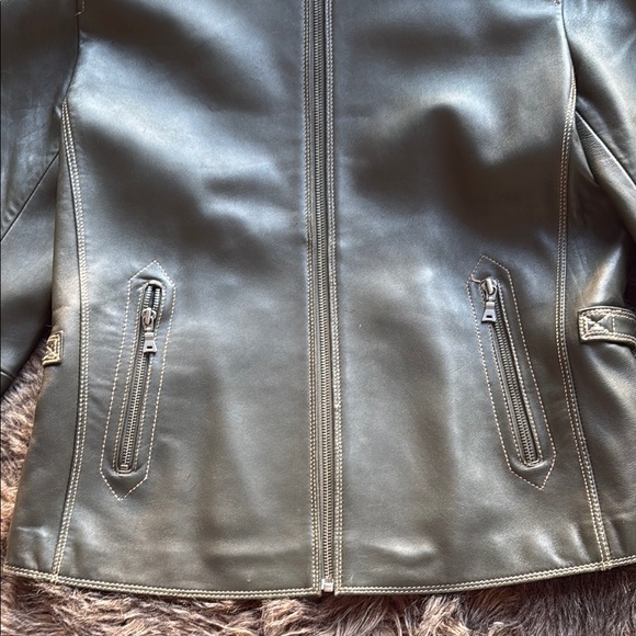 Elegant Women's Olive Green Leather Jacket SZ LG - Picture 2 of 9